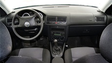 VW Golf tvrté generace z roku 2003