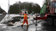 Nedaleko ervenky na Olomoucku se na elezniním pejezdu srazil vlak s