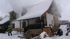 Hájenka u Dolního Ostrovce na Písecku, kde došlo k pokusu o vraždu. Hájenka u Dolního Ostrovce na Písecku, kde došlo k pokusu o vraždu.