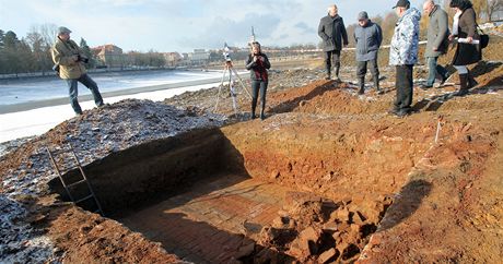 Stedovká cihelna stála poblí souasné Sokolské plovárny u Jordánu.  éf