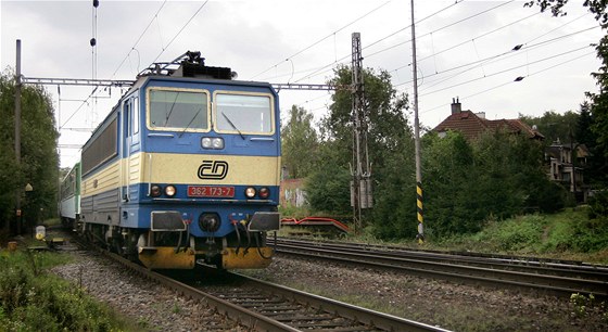 Osobní vlak eských drah vjel do postavené vlakové cesty jinému vlaku. Ilustraní snímek