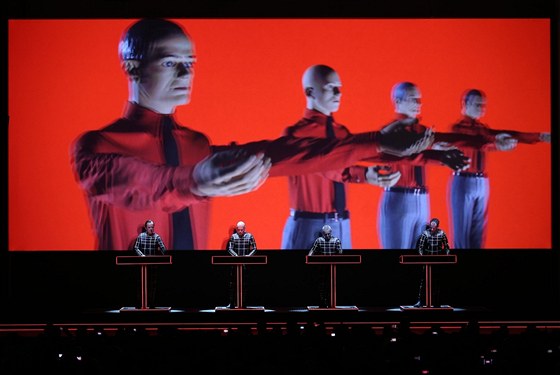 V lednu 2013 Kraftwerk koncertovali v "rodném" nmeckém Düsseldorfu