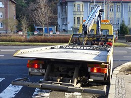 idi nechal stt odtahov auto na pechodu v kiovatce Masarykovy a...