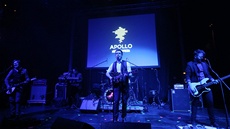 Adrian T. Bell uspl v cenách Apollo s deskou Different World. V pedchozích ronících u byl nominován se svou kapelou The Prostitutes,