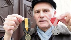 Badatel Vilém Wodák si všiml v Havlíčkově ulici neobvyklých vchodových dveří s Badatel Vilém Wodák si všiml v Havlíčkově ulici neobvyklých vchodových dveří s