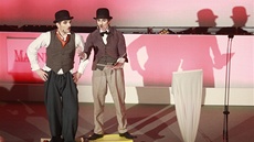 Úvod nominačního večera Českého lva za rok 2012 se nesl ve stylu grotesky. Úvod nominačního večera Českého lva za rok 2012 se nesl ve stylu grotesky.