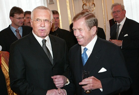 Václav Klaus byl dlouholetý politický rival Václava Havla.
