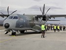 esk letouny CASA pepravuj maarsk vojky do Kosova a zpt.