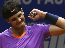 Rafael Nadal se raduje z vhry nad Davidem Nalbandianem ve finle turnaje v Sao