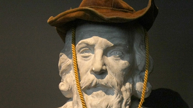 Busta Jana Amose Komenskho se po nasazen klobouku zmn v podobiznu Buffalo Billa.