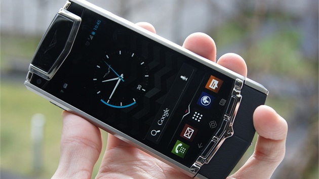 Vertu Ti - luxusní smartphone s Androidem