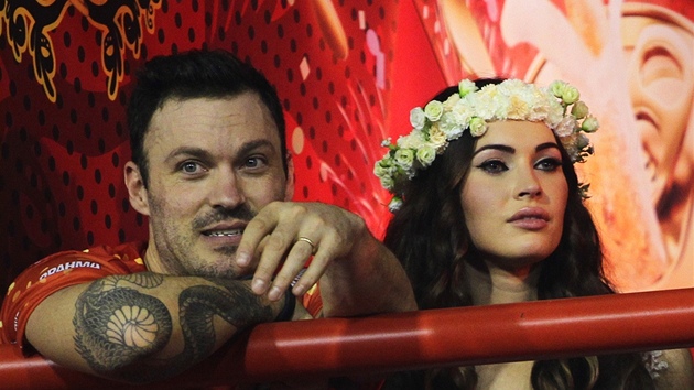 Brian Austin Green a Megan Foxov na karnevalu v Riu (11. nora 2013)