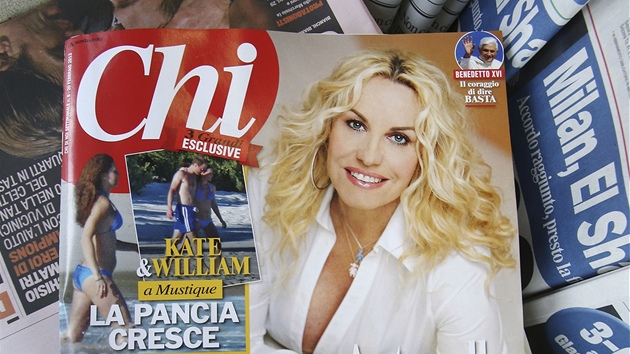 Italsk magazn Chi zveejnil fotky thotn manelky prince Williama v bikinch (nor 2013).