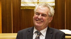 MIloš Zeman při diskusi se svými sousedy z Nového Veselí (11. února 2013) MIloš Zeman při diskusi se svými sousedy z Nového Veselí (11. února 2013)