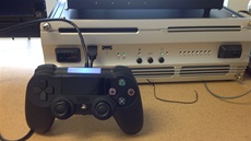 Moná podoba prototypu ovladae konzole PlayStation 4