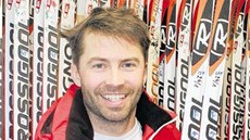 KANADSKÝ SERVISMAN. O mazání lyží biatlonové reprezentace Kanady se stará KANADSKÝ SERVISMAN. O mazání lyží biatlonové reprezentace Kanady se stará
