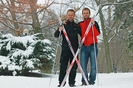 Brati Petr Mazal (vlevo) a Martin Mazal se zúastnili extrémního závodu na