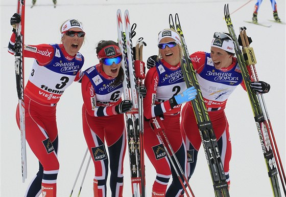 NORSKÁ NADVLÁDA. Skiatlon na mistrovství svta ve Val di Fiemme ovládla Marit