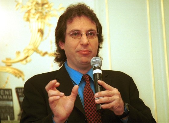 Kevin Mitnick pi pednáce v Praze