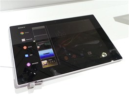 Xperii Tablet Z pohání Android 4.1. Displej vyuívá technologii Mobile BRAVIA...
