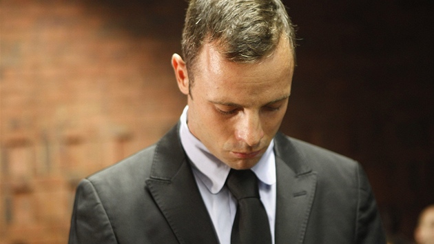 Oscar Pistorius ped soudem v Pretorii (20. nora 2013)