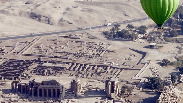 Vyhlídkové lety nad egyptskými památkami jsou velmi oblíbené, bezpenostní