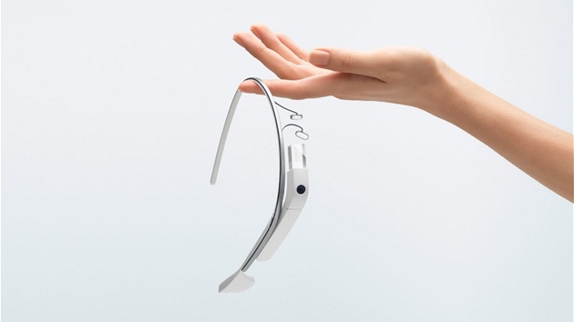 Brle Google Glass budou lehk