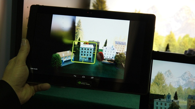 Ukzka funkce sledovn objektu pi fotografovn nebo naten videa na stnku Nvidia na veletrhu MWC v Barcelon 
