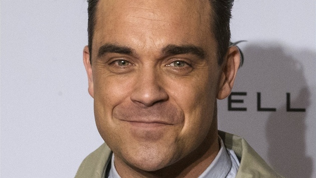 Robbie Williams v Berln pedstavil svou mdn kolekci znaky Farrell (26. nora 2013).