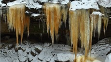 Ledopády patí k nejvyhledávanjím zimním pozoruhodnostem národního parku...