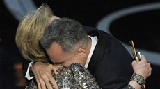 Oscar 2013 - Daniel Day-Lewis v náručí Meryl Streepové Oscar 2013 - Daniel Day-Lewis v náručí Meryl Streepové