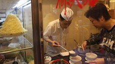 Michelinská restaurace Ho Hung Kee v Kong Kongu nabízí skvělé jídlo za pár eur. Michelinská restaurace Ho Hung Kee v Kong Kongu nabízí skvělé jídlo za pár eur.