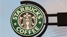 Řetězec kaváren Starbucks má pobočky po celém světě. Řetězec kaváren Starbucks má pobočky po celém světě.
