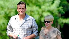 Jason Segel a Michelle Williamsová (31. srpna 2012) Jason Segel a Michelle Williamsová (31. srpna 2012)