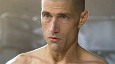 Matthew Fox ve filmu Vraedná hra (2012) 