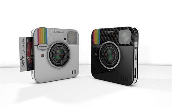 Grafický návrh fotoaparátu Polaroid Socialmatic Camera 