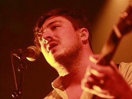 Z koncertu Mumford & Sons, Praha, Velk sl Lucerny, 6. bezna 2013