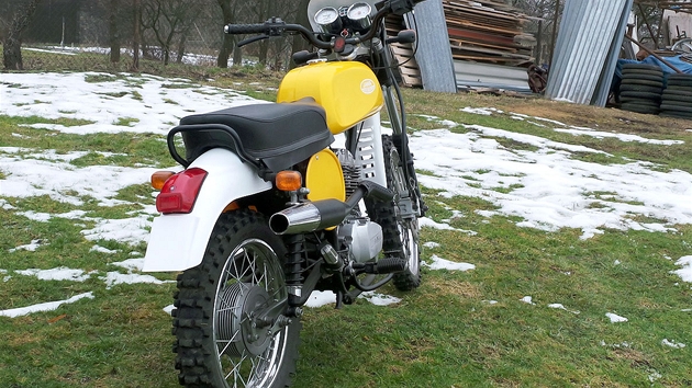 Jawa 125 Trail