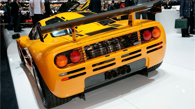 McLaren F1 na enevskm autosalonu