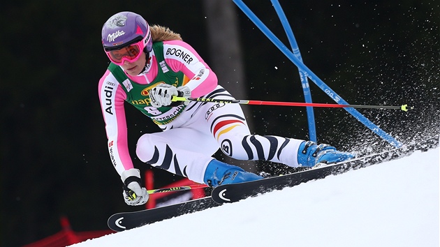 Nmka Maria Hfl-Rieschov pi obm slalomu v nmeckm Ofterschwangu.