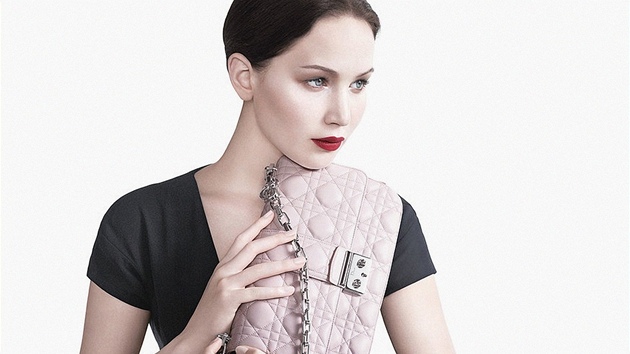 Jennifer Lawrence je tv kampan Miss Dior pro jaro a lto 2013.