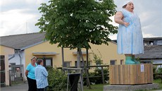 Socha Heleny Růžičkové v Hošticích u Volyně Socha Heleny Růžičkové v Hošticích u Volyně