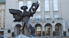 Opavský pion - nejbizarnjí socha Moravskoslezského kraje.