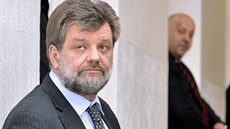 Ministr vnitra Jan Kubice (vlevo) přišel 1. března k Obvodnímu soudu pro Prahu Ministr vnitra Jan Kubice (vlevo) přišel 1. března k Obvodnímu soudu pro Prahu