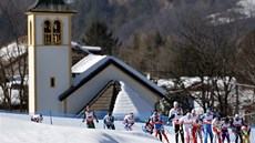 Diváci se bhem tafety na mistrovství svta v klasickém lyování stíhali