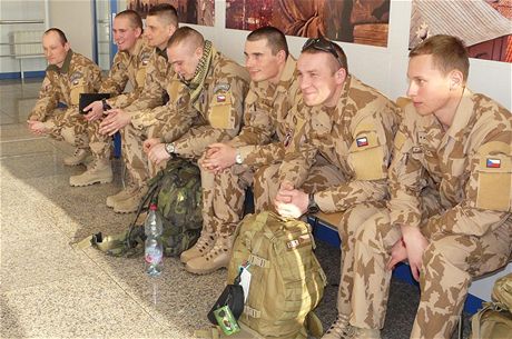 Pozorovatelskou misi na Sinajském poloostrov posílí tináct eských voják. (ilustraní fotografie)