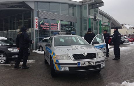 Policie v roce 2013 podnikla ve firm NH Car razii.