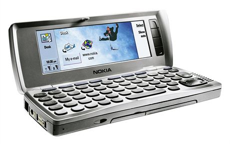 Nokia 9210 Communicator - první telefon nokia se Symbianem