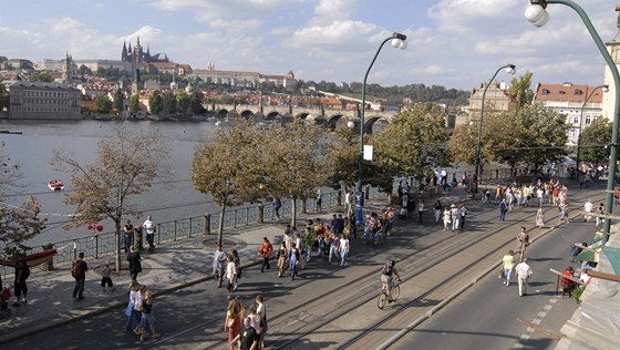 Smetanovo nábeí v Praze bez automobilové dopravy