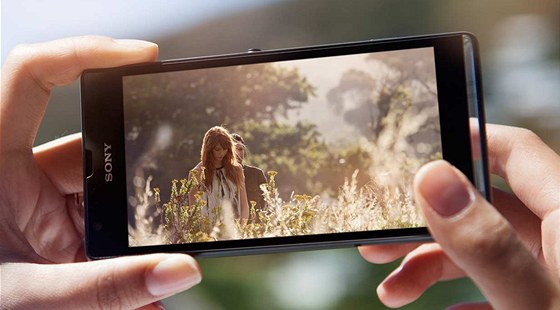 Sony Xperia SP nabídne velký displej, výkon i kvalitní fotoaparát